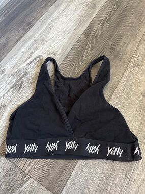 YITTY Black Seamless Logo Band Sports Bralette